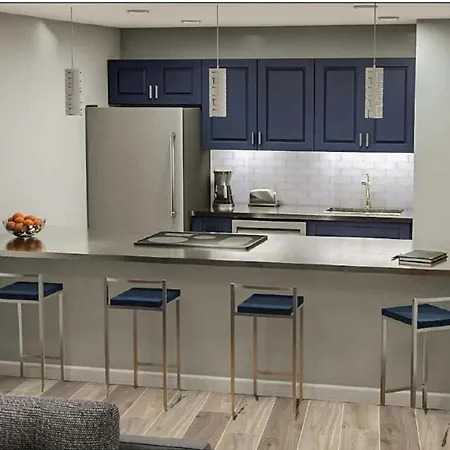 Dolphin Way: Renovated Beach Condo W/ Gulf Views
